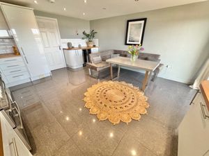 Dining area- click for photo gallery